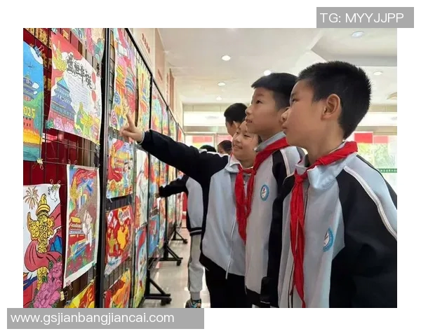 足球巨星素描：灵动笔触勾勒球场传奇